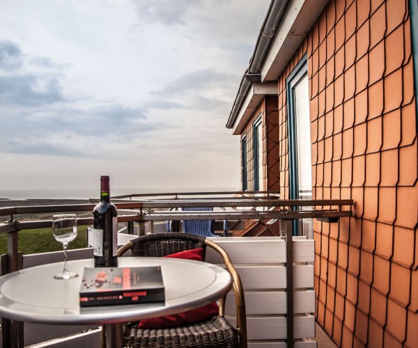 Dünenglück, Ferienwohnung 33 mit Teil-Meerblick